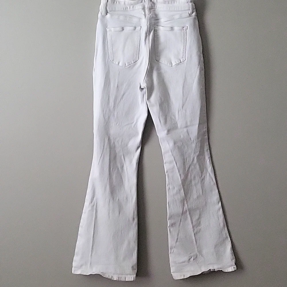 White flared jeans - Picture 3 of 3